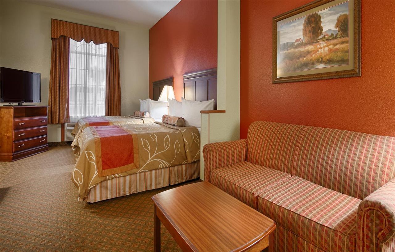 Best Western Plus Bradbury Inn And Suites Waycross Bagian luar foto